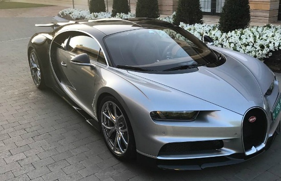 Bugatti Chiron, avaliado em R$ 14,3 milhões.