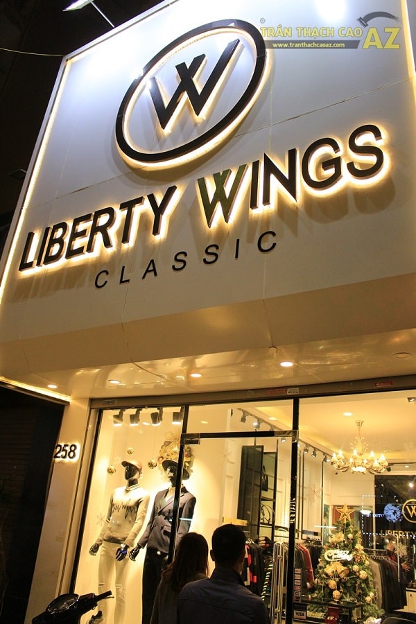 Cửa hàng của Liberty Wings tại Hà Nội