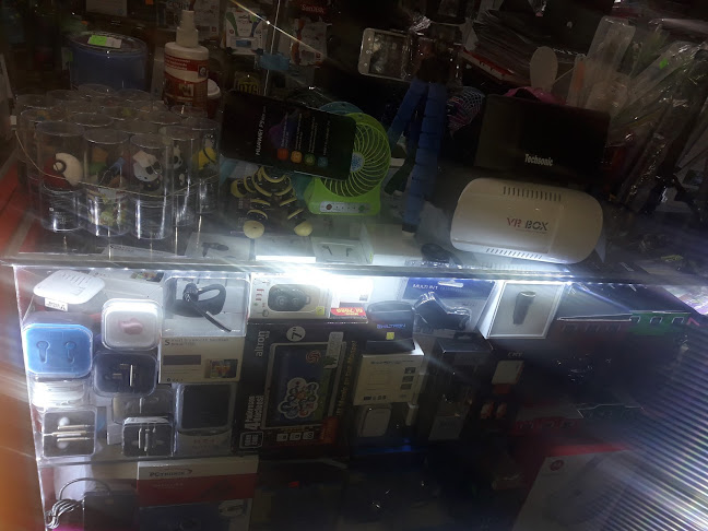 Opiniones de Luxury Store en Lima - Tienda de informática