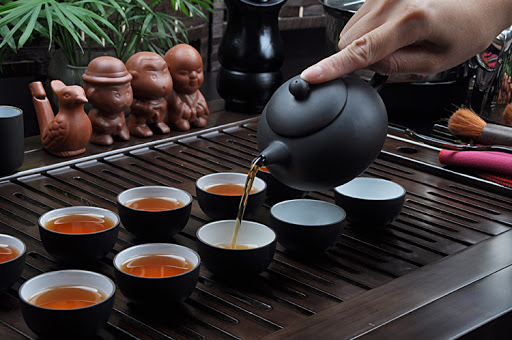 Trà Đạo Là Gì? Bí Quyết Thưởng Trà Tinh Tế Như Người Sành