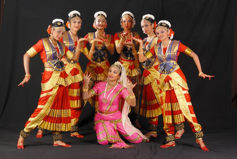  joining the Bharatanatyam dance near me in Kolkata