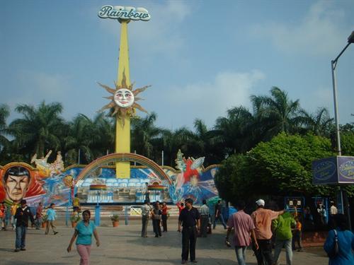 Essel-World-Mumbai-rainbow ride