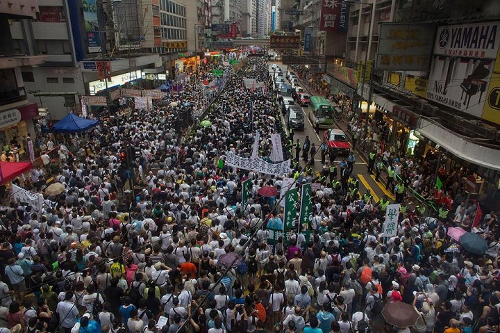 Sinh viên, học sinh Hong Kong xuống đường biểu tình đòi dân chủ