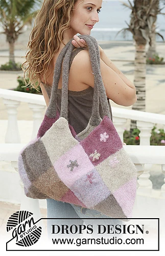 Ravelry: Shopping Tote Bag pattern by Lily Sugar'n Cream and Bernat Design  Studio