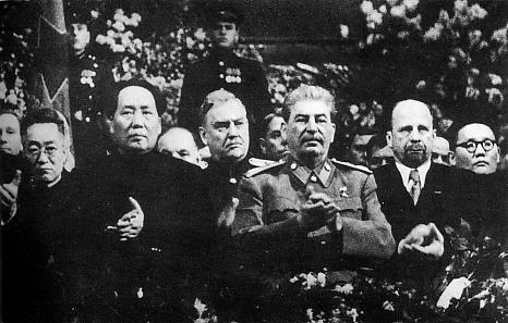 File:Mao, Bulganin, Stalin, Ulbricht Tsedenbal.jpeg - Wikimedia ...