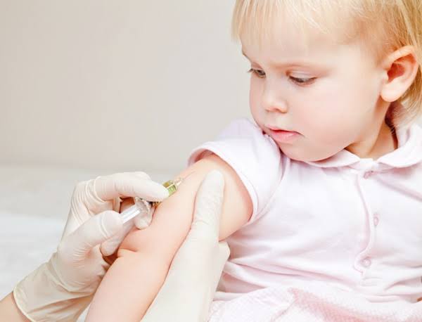การรับการฉีดวัคซีน 