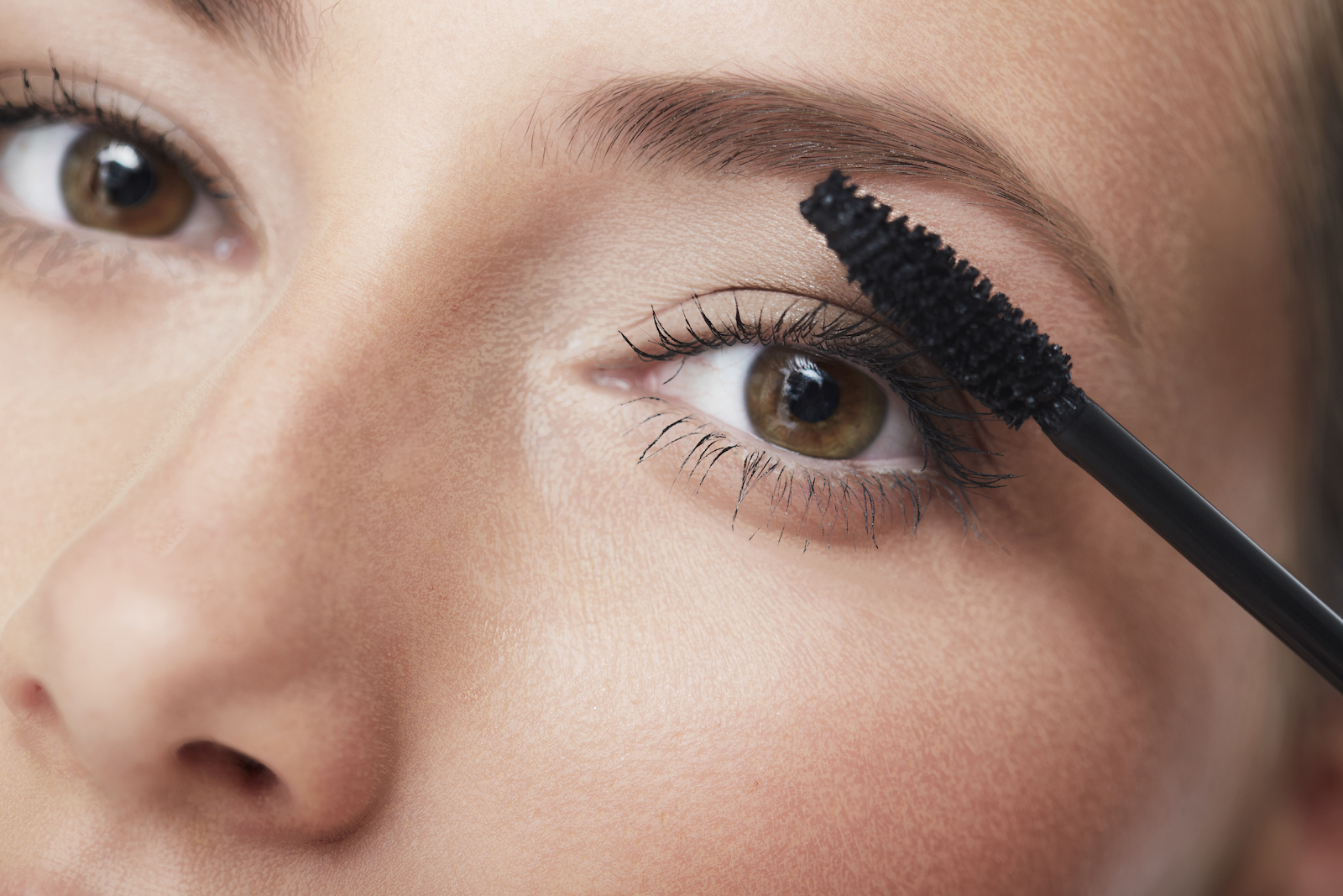 Natural formulas don't contain harmful additives found in most mascaras.