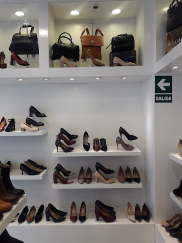 Opiniones de Olini Women Trends en Trujillo - Zapatería