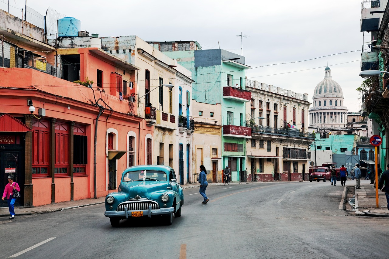 cheap countries to travel to from canada - cuba