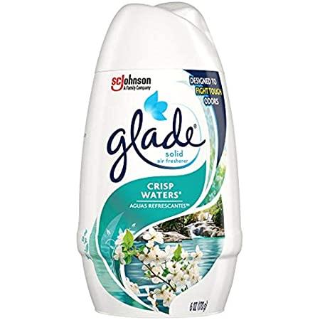 Glade air freshener with flowers in green packaging