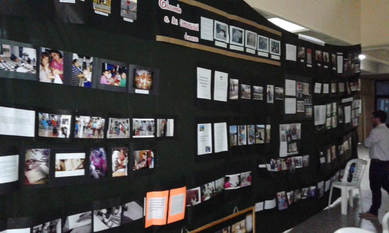 E:Mis documentosColegioTICSfoto trabajos colgados.jpg