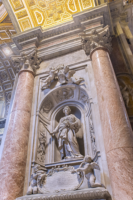 Viếng Vương cung Thánh đường Thánh Phêrô: những cột trụ (và rường cột) của Giáo hội