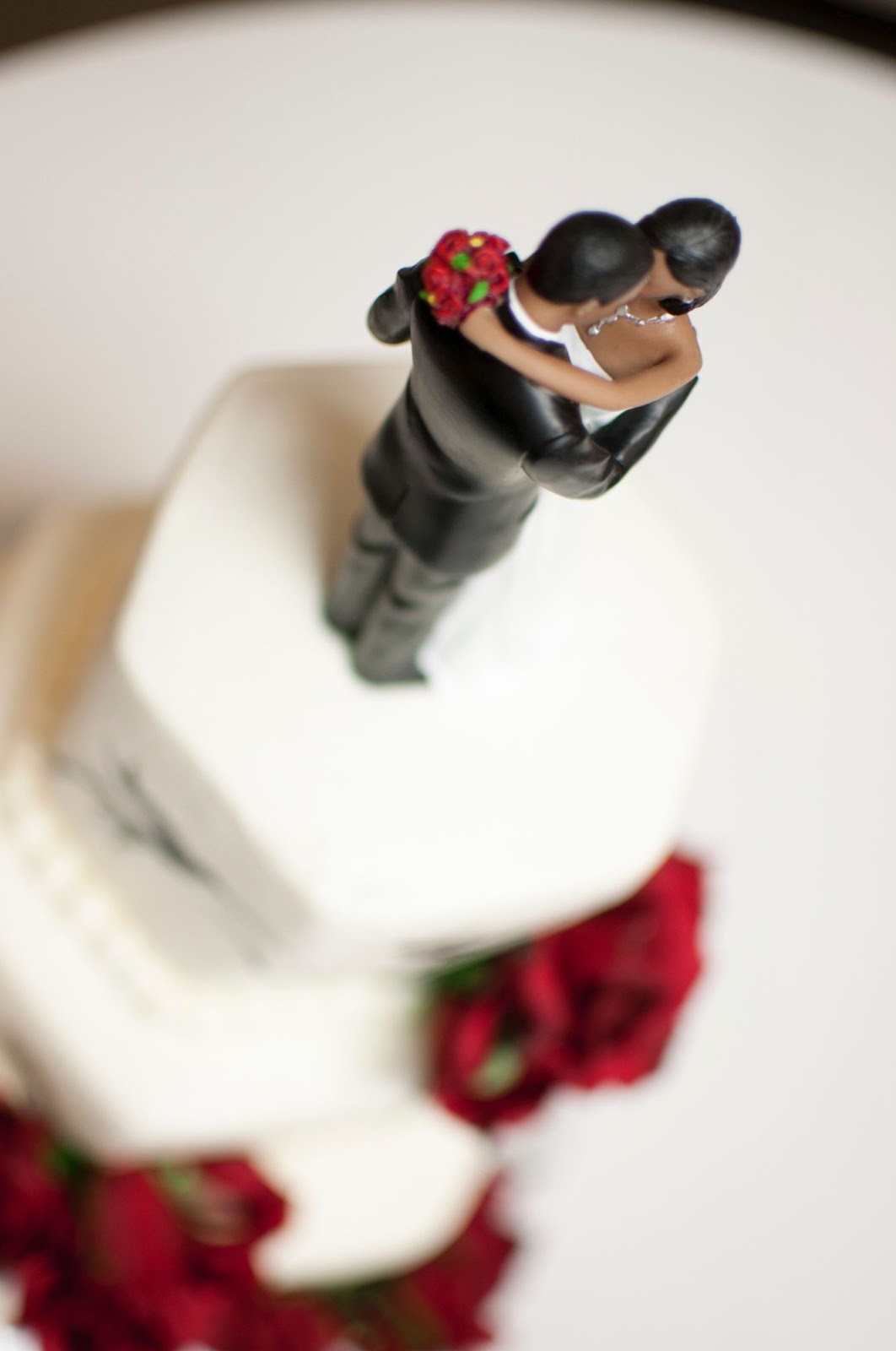 Hilarious Funny Wedding Cake Toppers