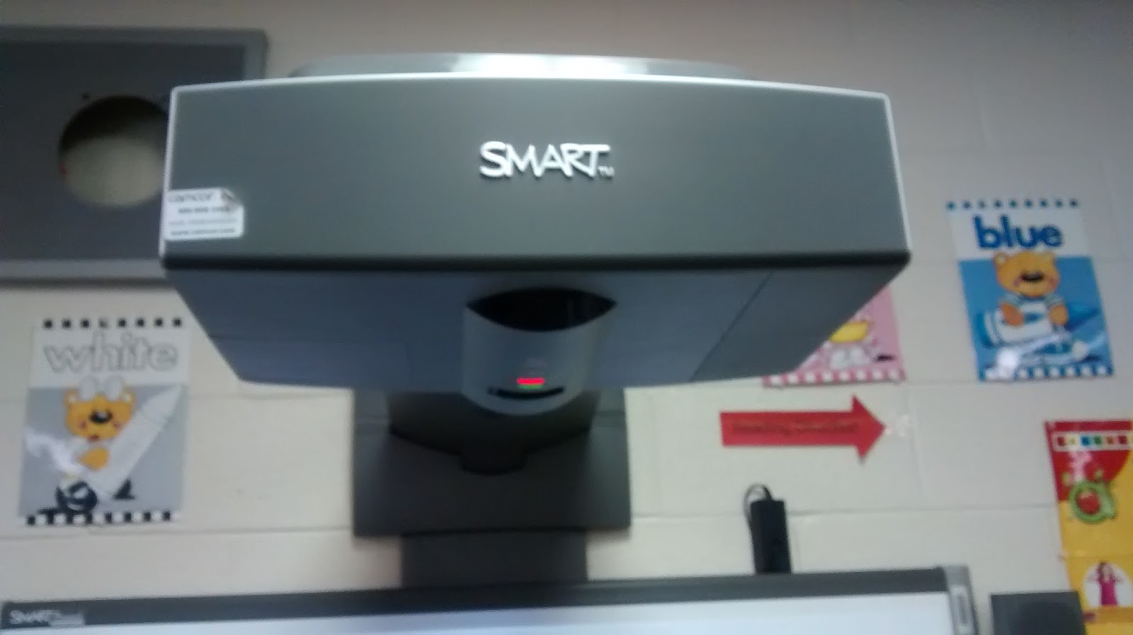 smart projector.jpg