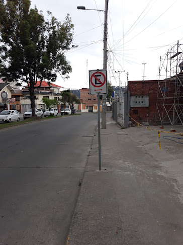 CARLI SNACKS CIA. LTDA. - Pub