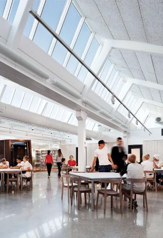 Verrière en shed pour toits en pente | VELUX Commercial