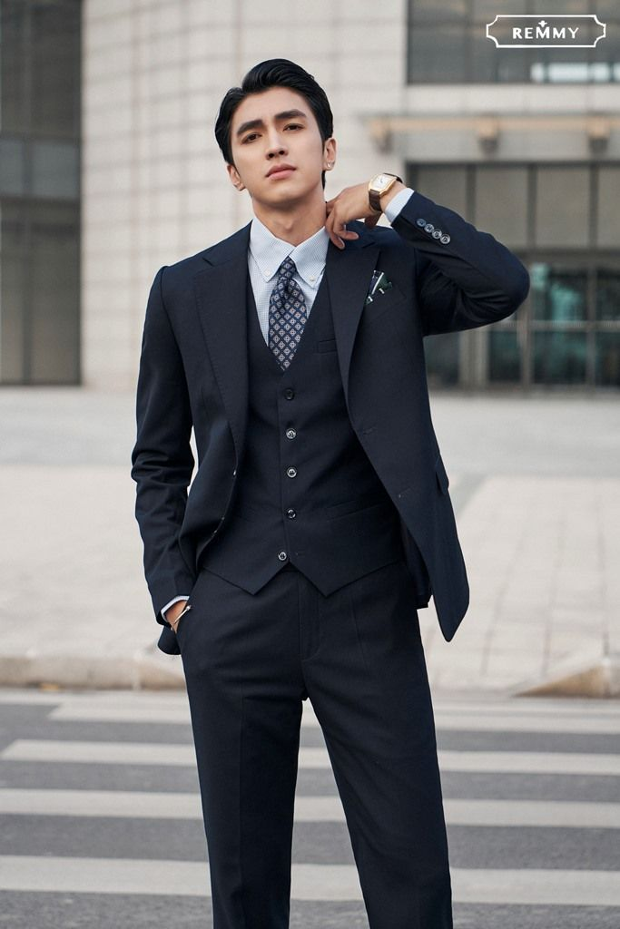 Mua ngay vest của Remmy