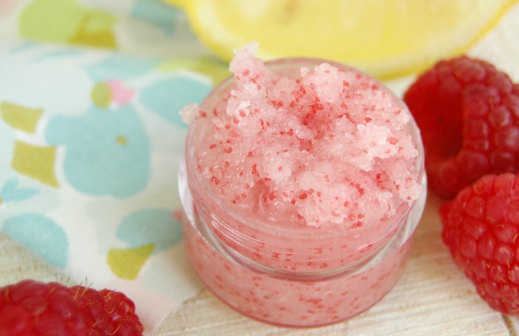 DIY-Raspberry-Lemonade-Sugar-Lip-Scrub-2.jpg