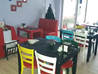Zeytin Cafe & Restaurant