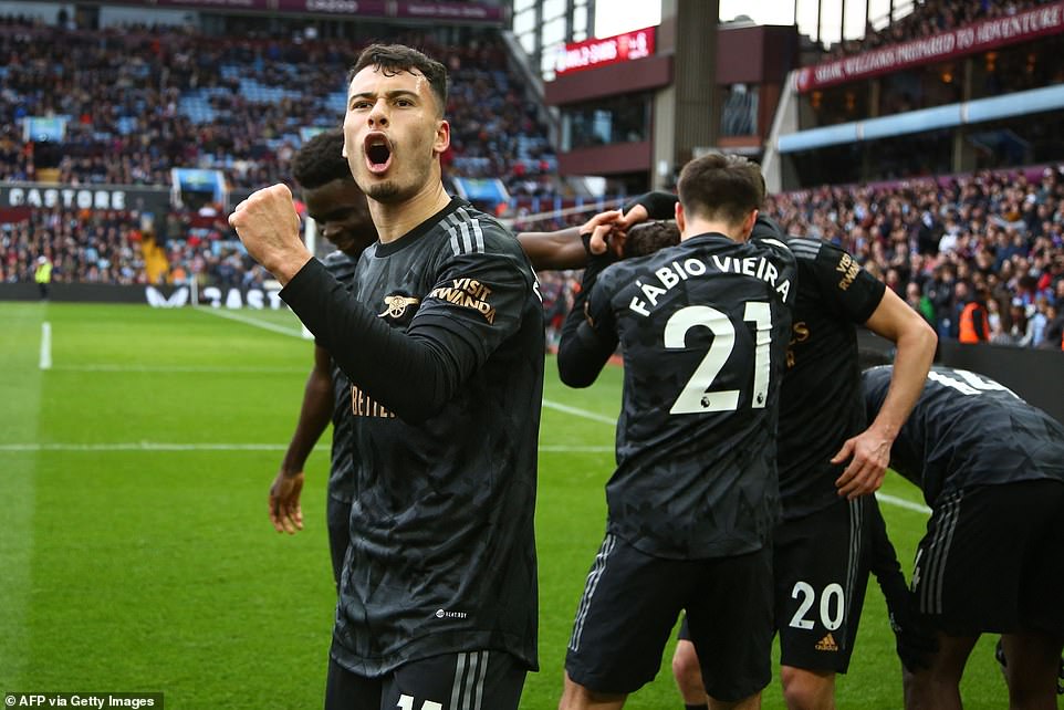 Gabriel Martinelli then netted a breakaway goal to seal a 4-2 win for the Gunners and ensure they stayed top of the table