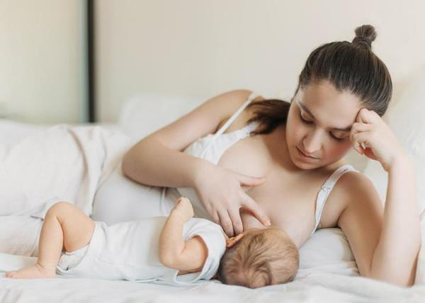 Cẩm nang làm đẹp: Ngực chảy xệ sau sinh phải làm sao- BS Kangnam giải đáp JgBFYX6p090co6_R1m_CBjvluU1L8OPdhGHrpxRKt4fJzK8-8LEUcADnZQerfccYdrolUWPeQDbQ4XbCFIM_0MFXTbMytiKszn1mmh2m9oNbDn36t2eCsPfKTugQnSCEzpcTZO-n