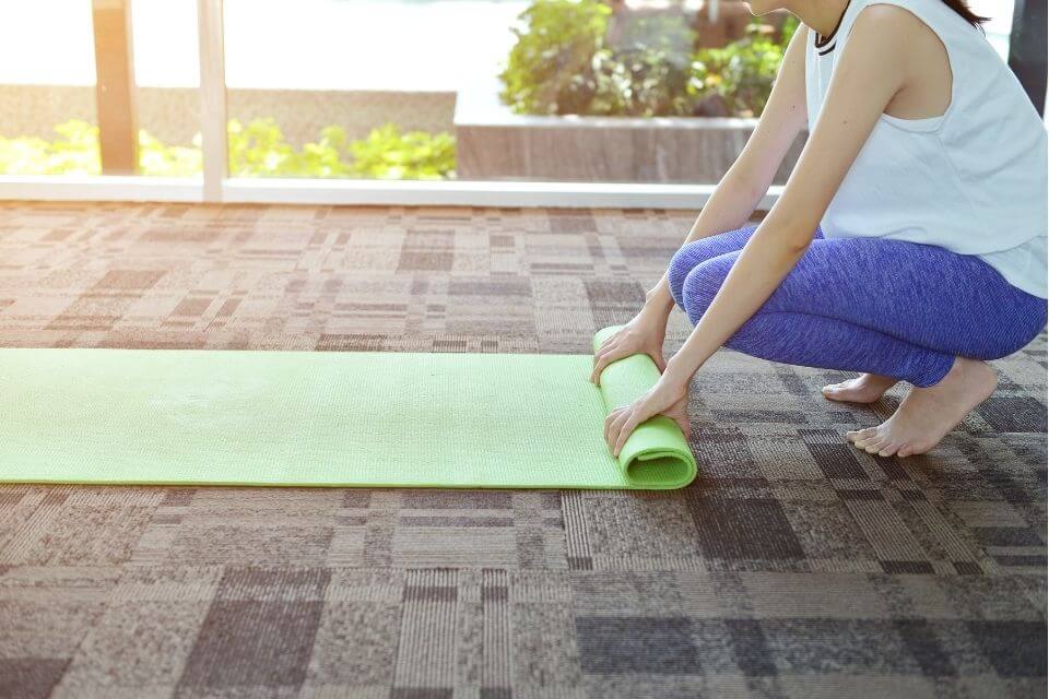 How To Do Yoga On Carpet 