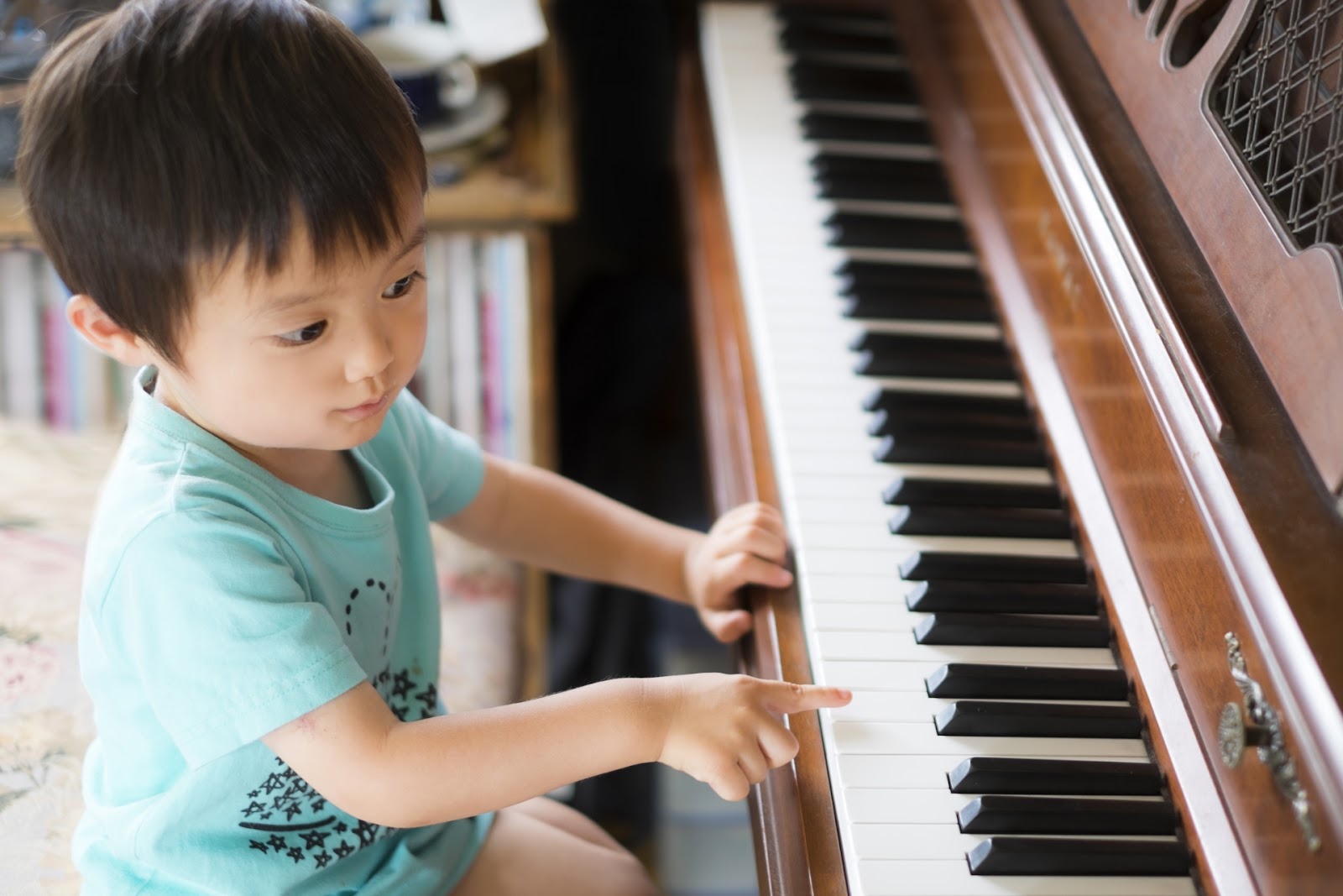子供のピアノレッスンには電子ピアノがおすすめ 自宅用の電子ピアノ選び方も解説 こども音楽ニュース
