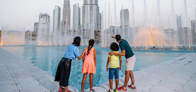 Dubai Fountain Boardwalk