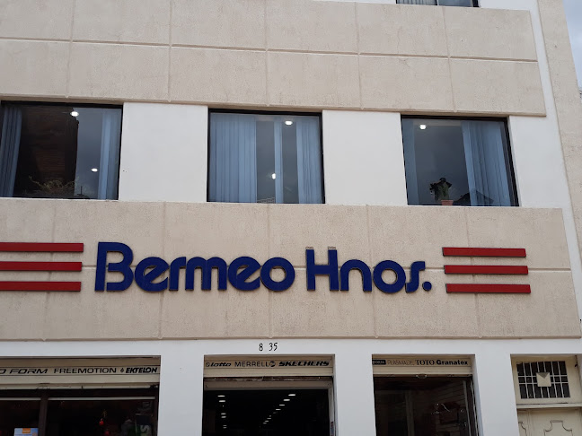 Opiniones de Bermeo Hnos en Cuenca - Centro comercial