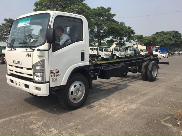 Chỉ cần có 150 triệu có ngay xe tải Isuzu 8T2 Vĩnh Phát lắp ráp mới 2016- giá tố