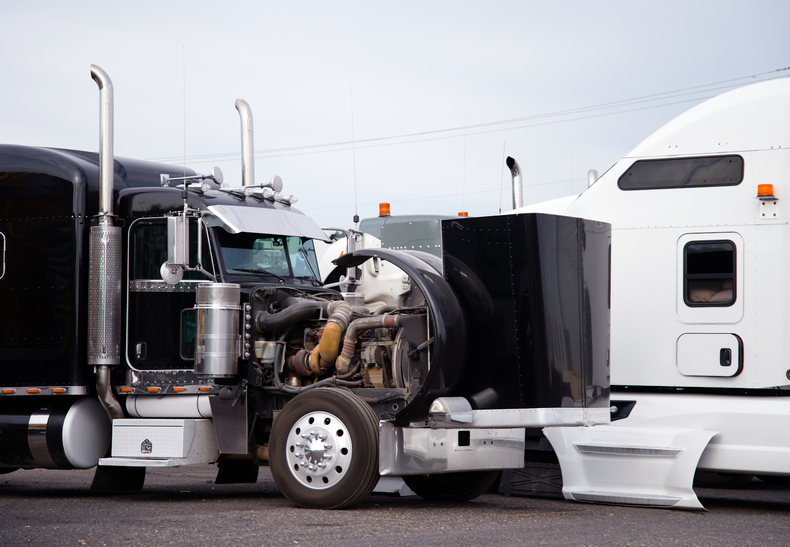 commercial truck drivers get into an accident