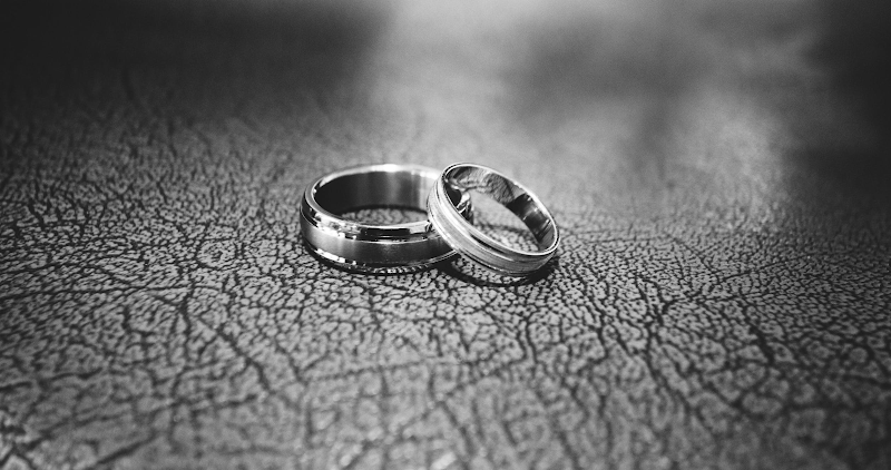 Fixing a broken wedding ring, how to repair and restore your ring