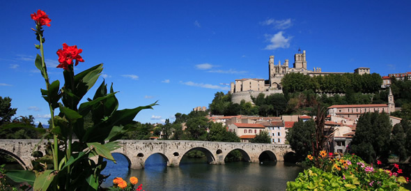 Bridge over the
        Orb, Beziers