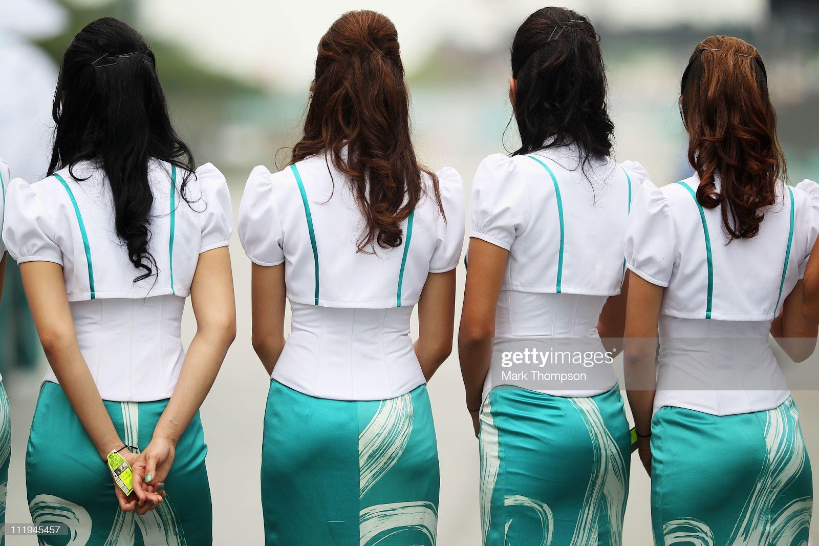 D:\Documenti\posts\posts\Women and motorsport\foto\Getty e altre\Kuala Lumpur\grid-girls-are-seen-before-the-start-of-the-malaysian-formula-one-picture-id111945457.jpg