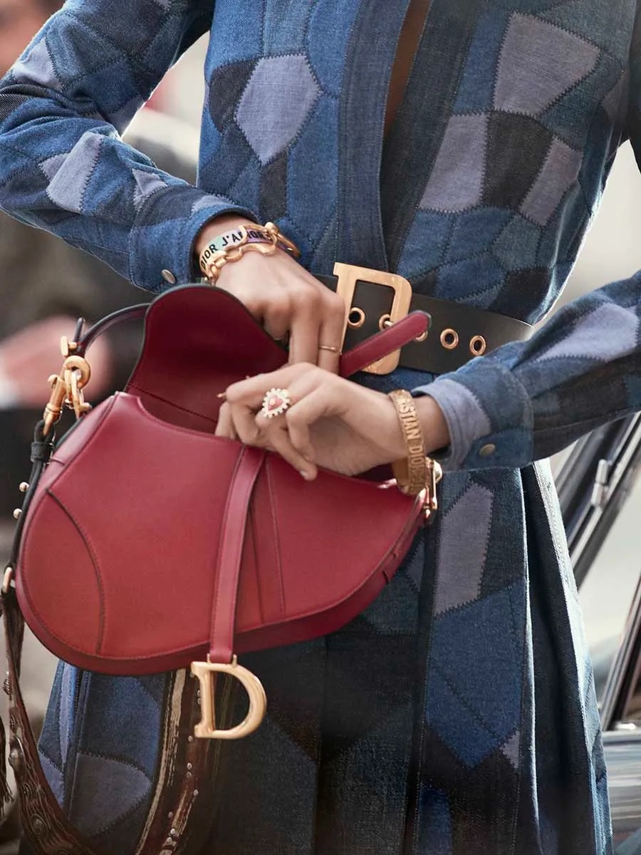 An icon if there ever was one, @dior's Saddle bag adds some je-ne