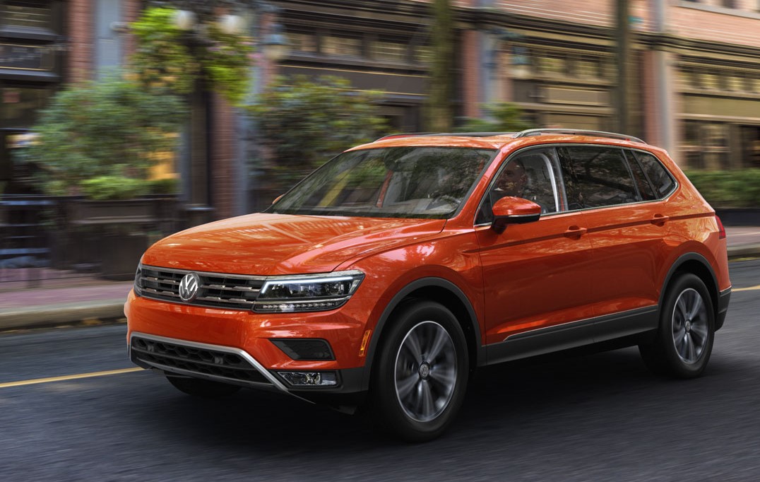 VW Tiguan Orange