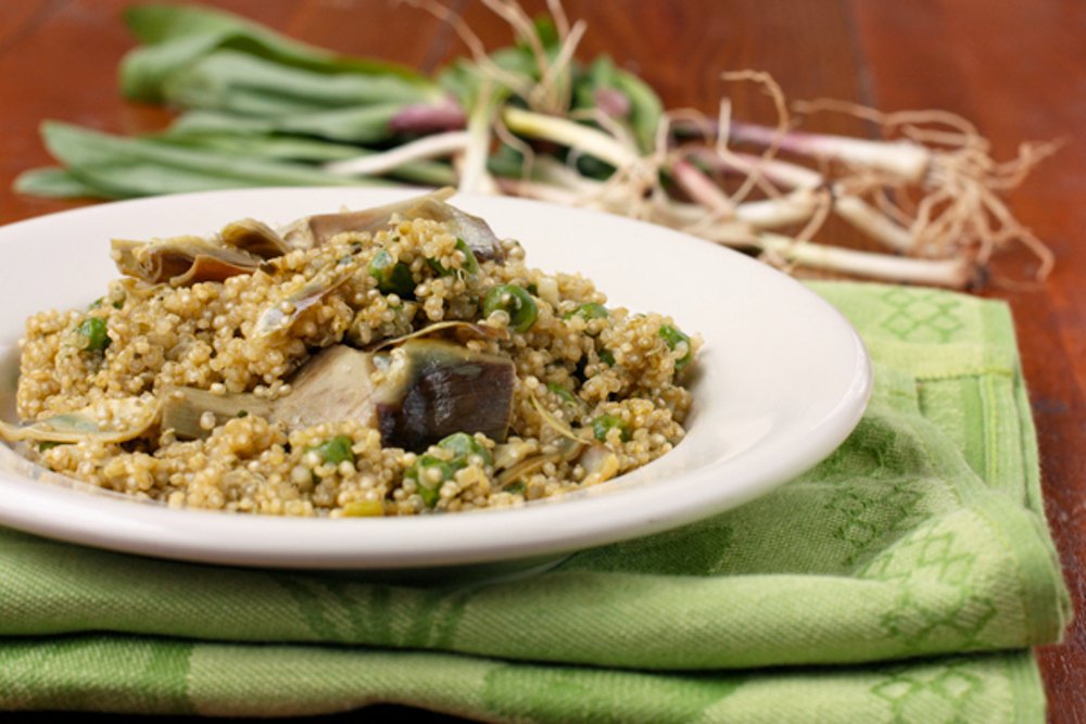 Quinao-Pilaf-with-Ramps-Artichokes-and-Peas (1)