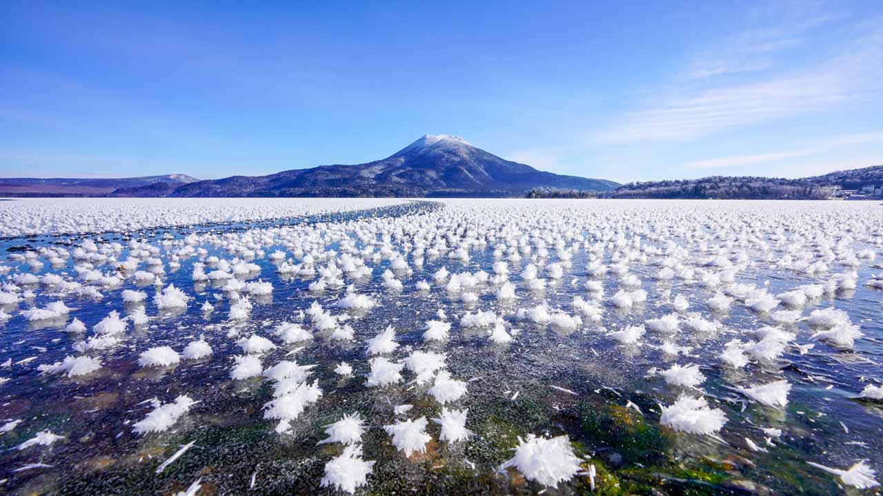 2.湖の自然を楽しめる絶景スポット「阿寒摩周国立公園」