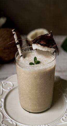 Coconut Date Protein Smoothie