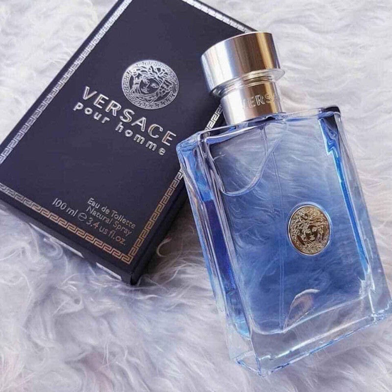 Nước hoa Versace Pour Homme EDT với phong cách lịch lãm, mạnh mẽ, sang trọng