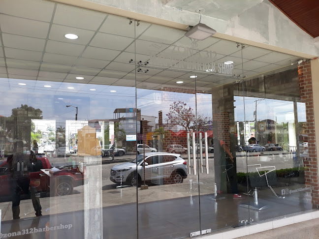 C. 16 NE - Av. Agustín Freire Icaza, Guayaquil 090513