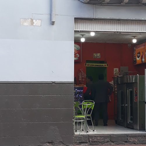 Opiniones de Pastelería Real en Quito - Panadería