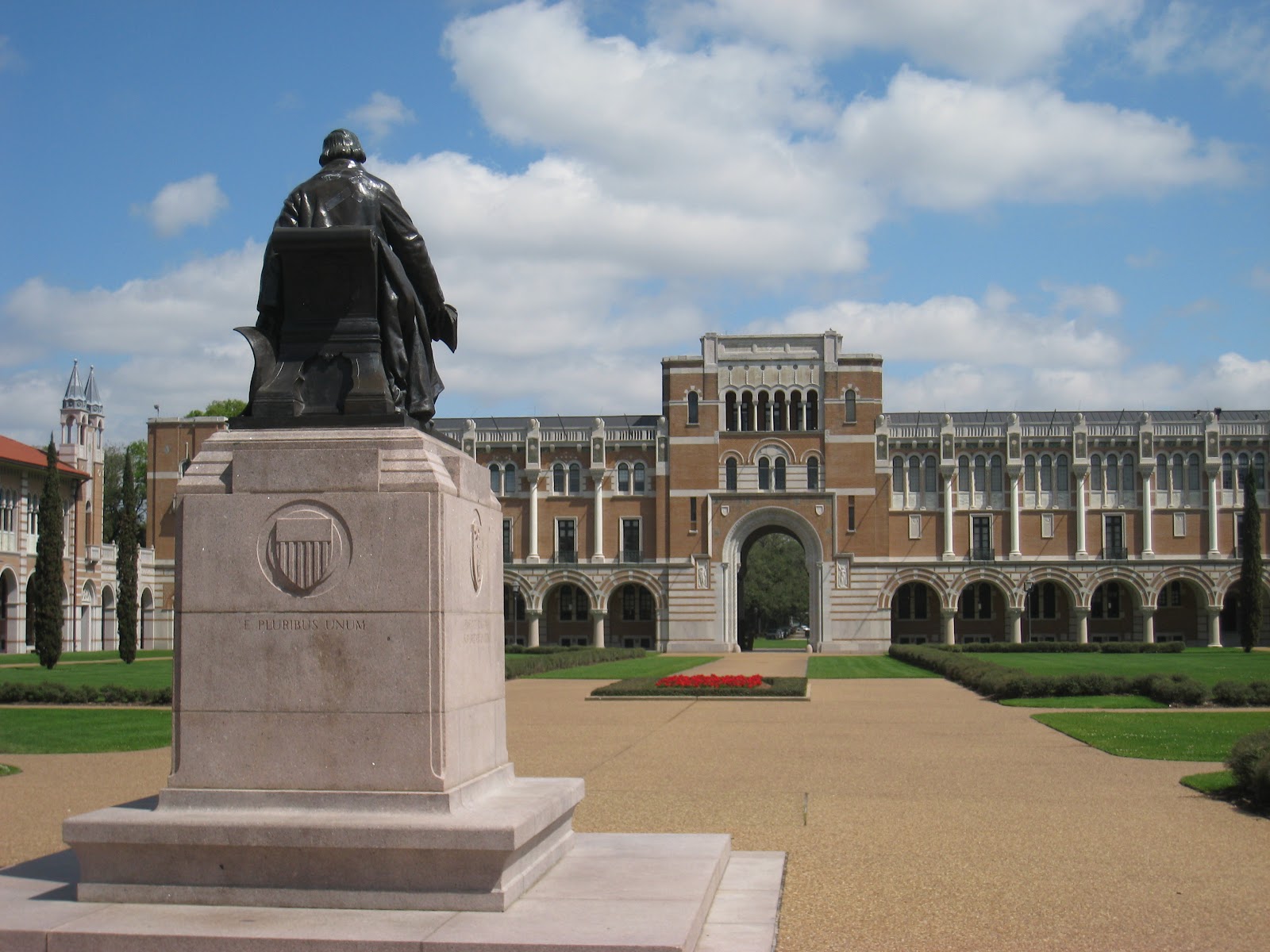 Exterior Shot of Rice University Building