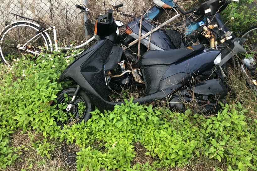 駐車場に不法投棄をする犯罪心理とは