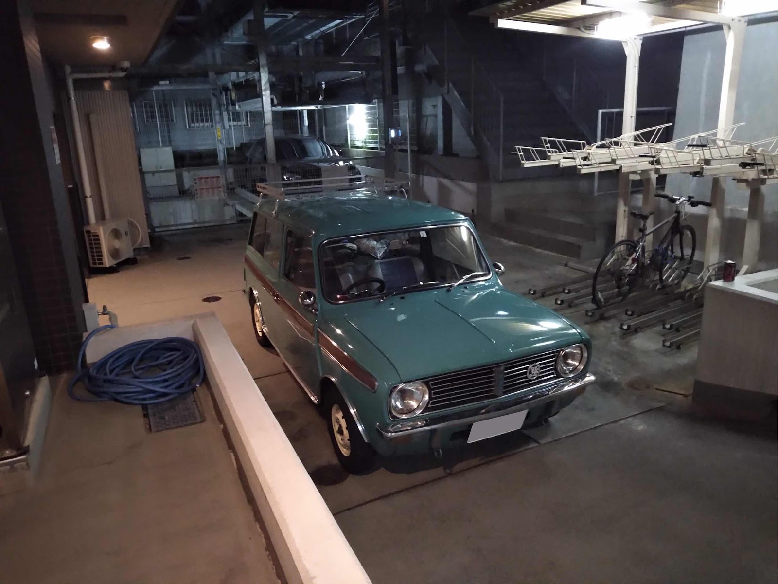 M3simply ルーフラック取り付け クラブマンエステート