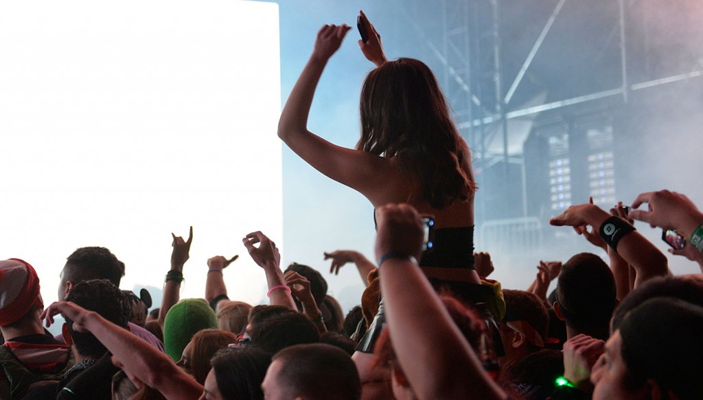 Travel Tips For A Budget-Friendly Trip To The World’s Top Music Festivals