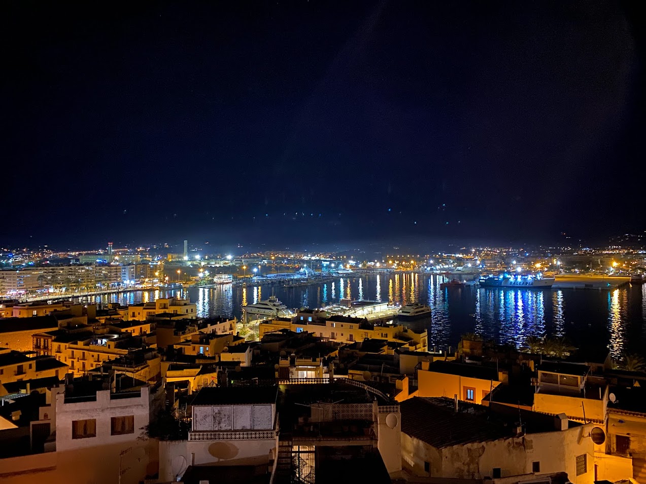 Vistas desde el Castillo al Puerto de Ibiza