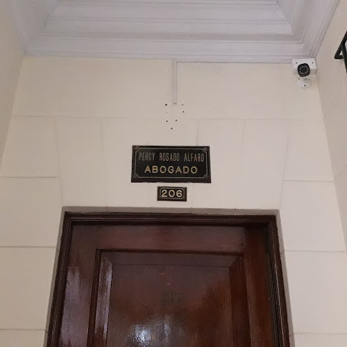 Abogado Percy Rosado Alfaro