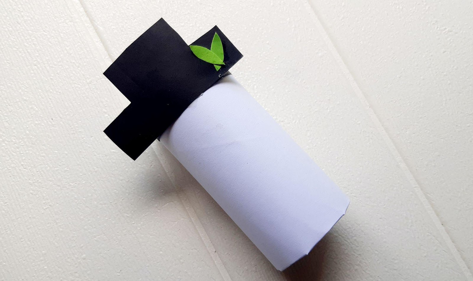 hat glued to toilet paper roll