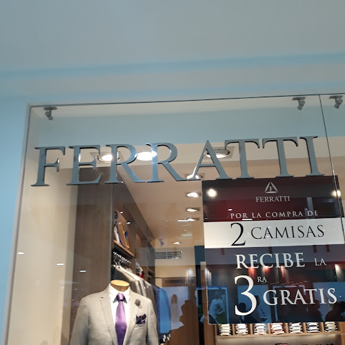 C.C. Quicentro Norte, Piso 1, Av. Naciones Unidas, Quito 170521